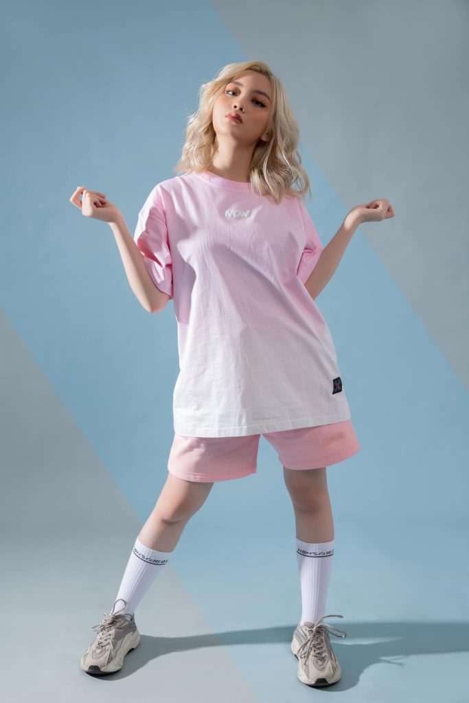 Kellie Bóng Hồng 17 Tuổi Tại Rap Việt Team Binz 6 Kellie may mắn khi được gia đình ủng hộ nhiệt tình và còn có cả QQlive nữa
