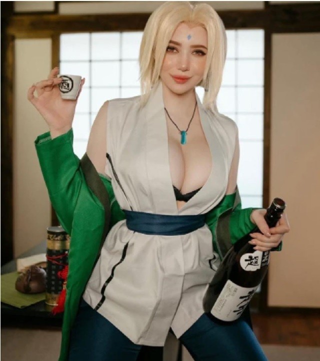 QQlive Những Hình Ảnh Tsunade Đời Thực Nóng Bỏng Sexy 4 Những bức hình về Tsunade được chú ý nhiều nhất là về vòng một cực khủng