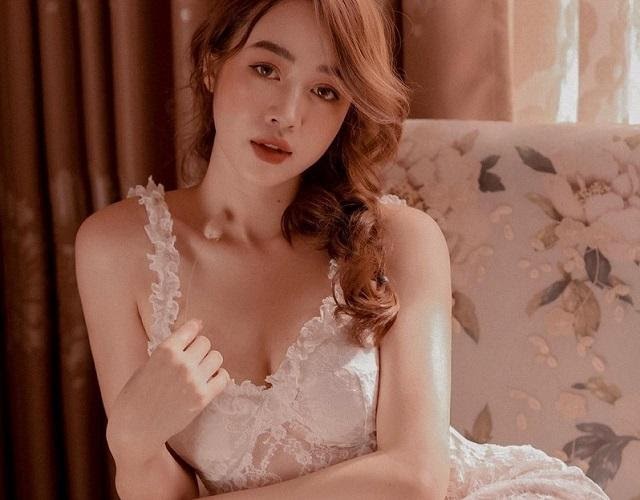 QQlive Hot Girl 3 Vòng Sexy Hằng Habi - Phạm Thu Hằng 5 Hằng Habi đẹp như mơ khi diện chiếc váy trắng xuyên thấu xuyên thấu