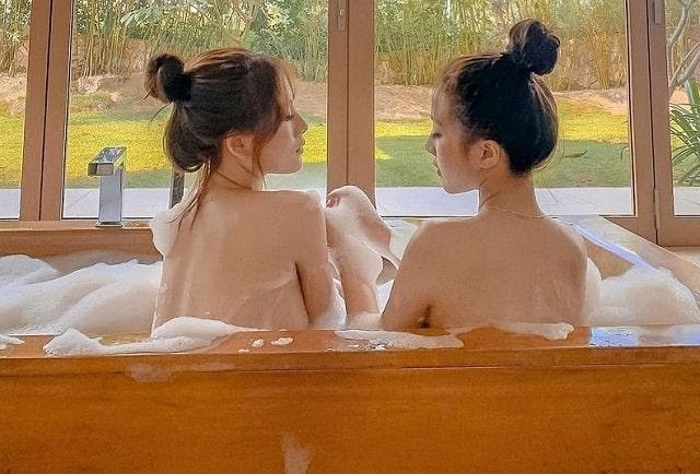 QQlive Hot Girl 9x Trần Linh Hương Cực Quyến Rũ - Nhan Sắc Gây Sốt 7 Hot girl Trần Linh Hương khoe lợi thế hình thể gợi cảm