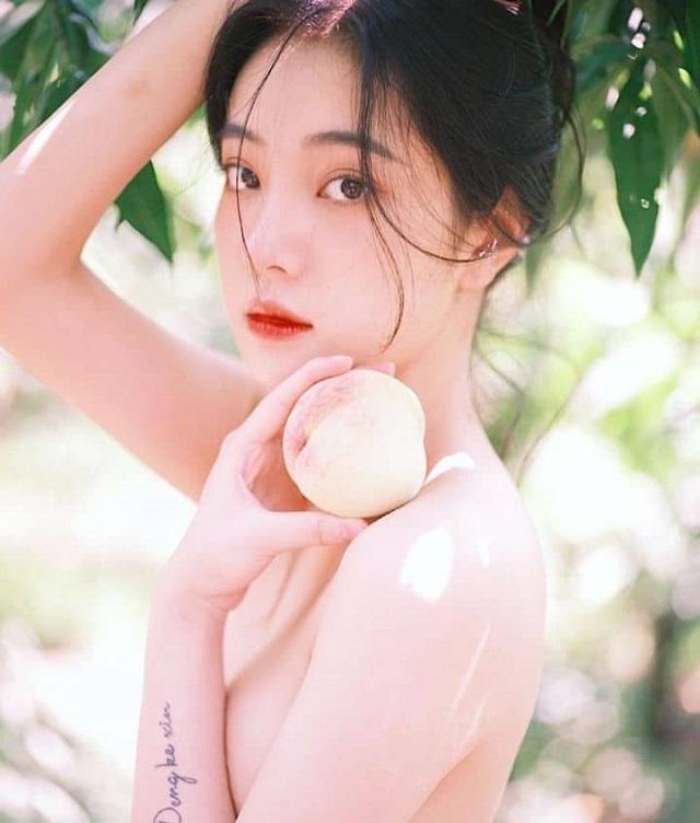 QQlive: Qinwei Yingjie người đẹp mới nổi sexy nóng bỏng 3 cô nàng nóng bỏng