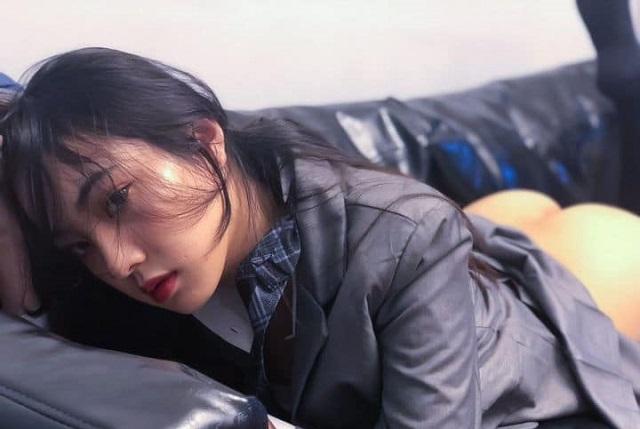 QQlive: Qinwei Yingjie người đẹp mới nổi sexy nóng bỏng 4 tấm ảnh “gợi dục”