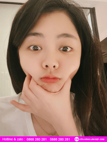 QQLive - Cận Cảnh Nhan Sắc "Không Tuổi" Của Đàm Tùng Vận 4 QQLive Đàm Tùng Vận - Tự tin khoe mặt mộc không tỳ vết