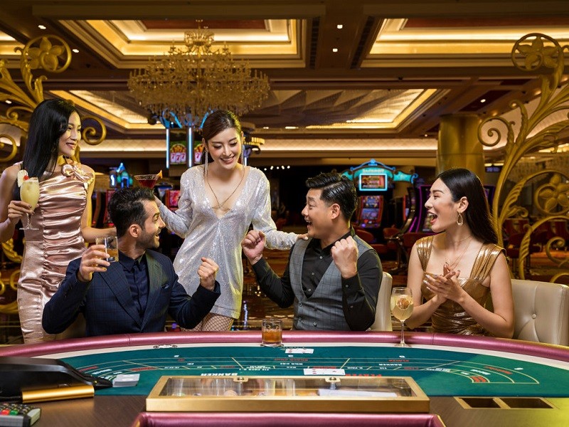 Game tài xỉu QQLive - Cá cược đổi thưởng hấp dẫn nhất 2025 1 Game tài xỉu QQLive - Luật chơi cơ bản