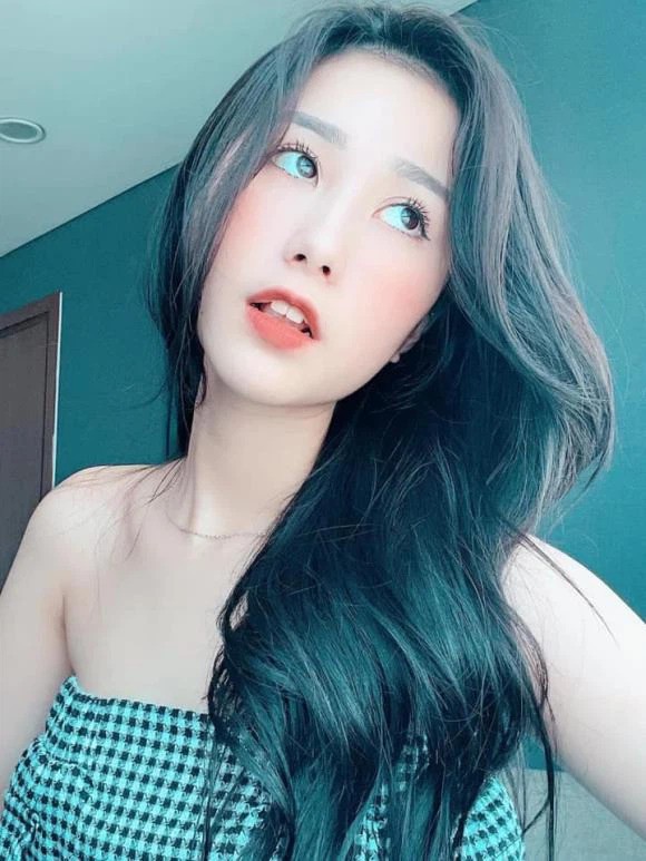 Tiktoker Tiểu Hý gây sốt cộng đồng mạng bị tố "giật chồng" 6 Gương mặt trưởng thành