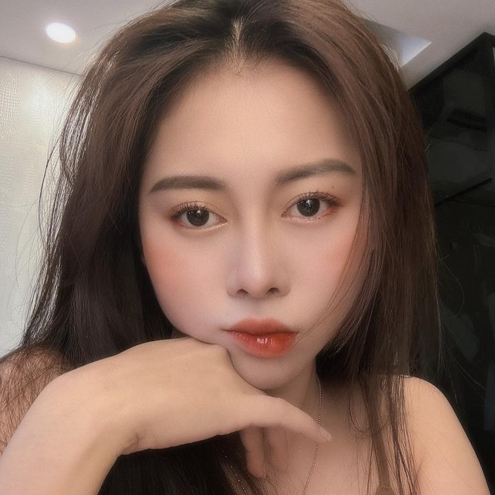 Việt Phương Thoa Là Ai? Tiểu Sử Hot TikToker "Chị Google" Được Yêu Thích 2 Việt Phương Thoa sexy