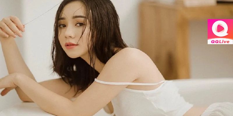 Quỳnh Kool Mặc Bikini Kho showing Vóc Dáng Nóng Bỏng – Xem Ngay Hình Ảnh Đẹp Nhất 12 Quỳnh Kool phản hồi tin đồn thẩm mỹ