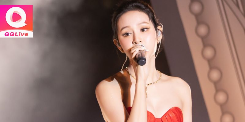 Hiền Hồ - Sự Nghiệp Đầy Hứa Hẹn, Đời Tư Ồn Ào Và “Sóng” Scandal Bủa Vây 3 Hiền Hồ ca sĩ chuyên nghiệp