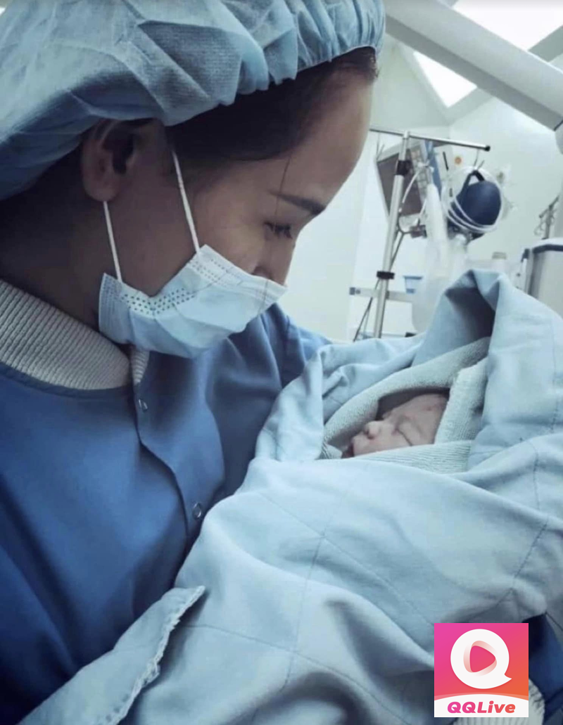 Mai Phương Thúy bị đồn đã có con - Cô nàng phản ứng ra sao? 1 Mai Phương Thúy sinh con
