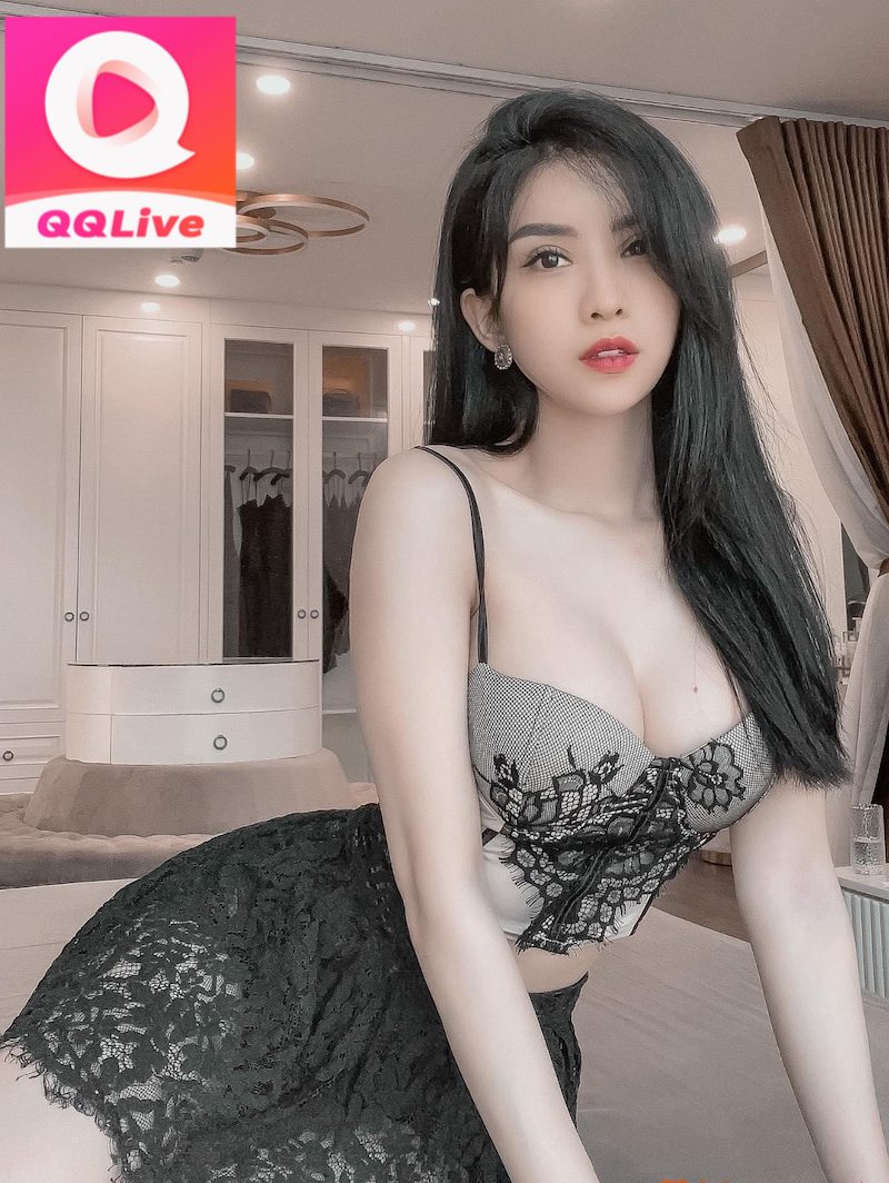 Hot girl Trần Quy khiến bao chàng “đổ gục” mỗi khi catwalk dạo phố cổ 3 3 vòng hoàn hảo