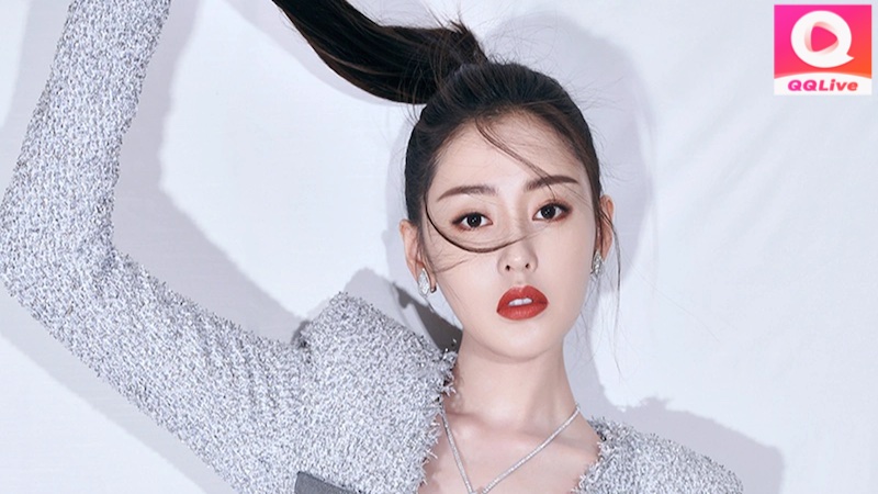 QQ Live Bật Mí Đời Tư Trương Thiên Ái: Tụt Dốc Không Phanh Vì Hoá Hắc 3 Tương lai Trương Thiên Ái trên QQlive